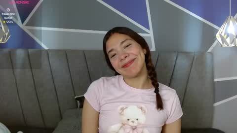 Snapshot of sweet_kitty_05 chatting on June 21, 2026, 11:51 pm sweet_kitty_05 online show from June 21, 2026, 11:51 pm