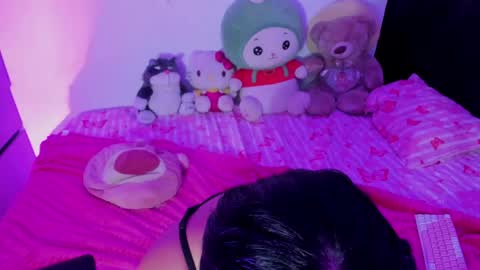 Lemarie online show from May 27, 2026, 3:31 pm