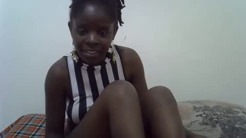 Snapshot of sweet_lma chatting on March 6, 2026, 12:56 pm sweet_lma online show from March 6, 2026, 12:56 pm