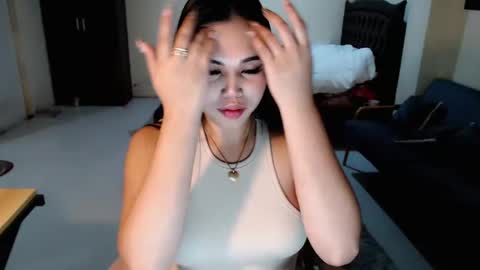 Hello im Lovely Hera youre Pleasure online show from June 4, 2026, 9:48 am