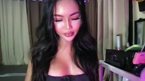 Snapshot of sweet_maleia69 chatting on July 16, 2026, 6:19 am Maleia online show from July 16, 2026, 6:19 am