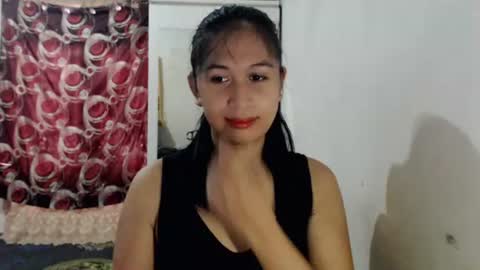 Snapshot of sweet_mariexxo chatting on February 26, 2026, 3:05 am Marie online show from February 26, 2026, 3:05 am