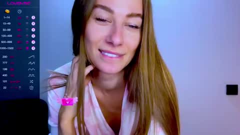 Snapshot of sweet_mia_91 chatting on June 20, 2026, 12:08 pm Mia online show from June 20, 2026, 12:08 pm