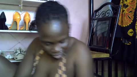 Snapshot of sweet_monalisa93 chatting on July 4, 2026, 8:42 am Lisa online show from July 4, 2026, 8:42 am