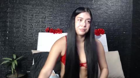 Snapshot of sweet_moniicaa chatting on February 13, 2026, 11:28 am Monica online show from February 13, 2026, 11:28 am