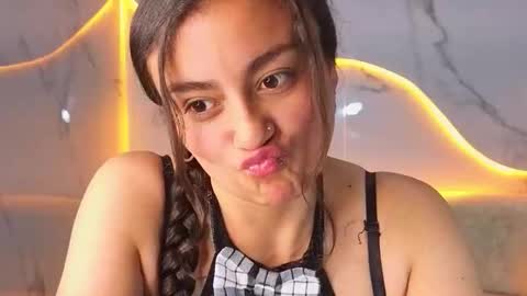 Live 1500am 2100pm online show from December 17, 2025, 8:04 pm