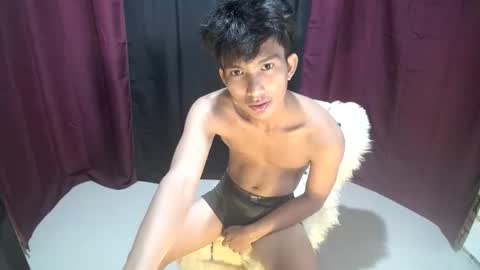 Snapshot of sweet_neth chatting on April 13, 2026, 7:03 am KENNETH online show from April 13, 2026, 7:03 am