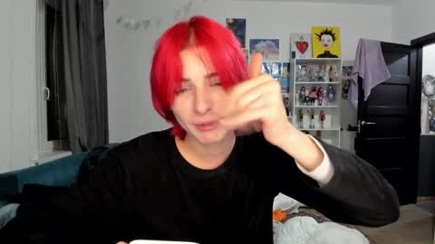 kira online show from November 14, 2025, 9:46 pm