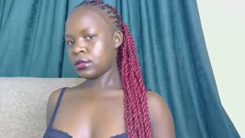 sweet peachy online show from March 1, 2026, 11:29 pm