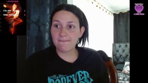 sweet_poison_666 online show from June 4, 2026, 10:27 pm