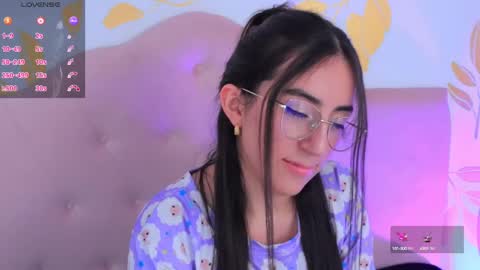 Snapshot of sweet_sammy_7 chatting on March 8, 2025, 1:57 pm Sammy Lauren online show from March 8, 2025, 1:57 pm