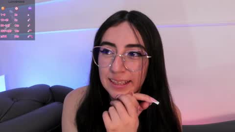 Snapshot of sweet_sammy_7 chatting on March 11, 2025, 9:56 am Sammy Lauren online show from March 11, 2025, 9:56 am