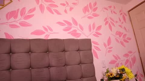 Sammy Lauren online show from November 10, 2025, 3:49 am