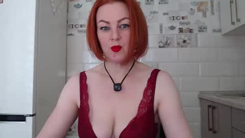 Snapshot of sweet_sandra_1 chatting on May 27, 2026, 10:23 am Sandra online show from May 27, 2026, 10:23 am