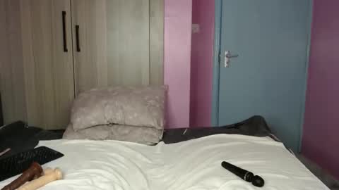 Jesy online show from April 20, 2026, 11:28 pm