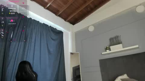 sea  online show from October 17, 2025, 12:19 pm