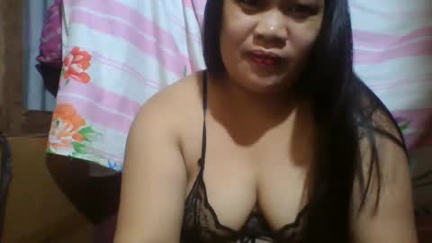 sweet_shafarah online show from February 24, 2025, 1:53 pm