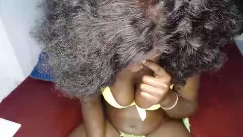 ellanah Tracie online show from February 15, 2026, 11:56 pm