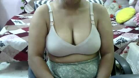 sweet_shivani online show from June 29, 2026, 5:57 am