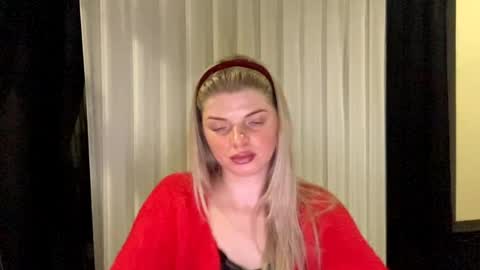 Mira online show from April 9, 2026, 10:04 pm