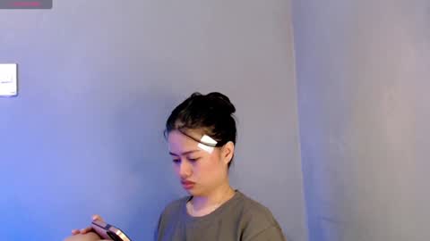 Snapshot of sweet_sirenxx chatting on February 2, 2025, 5:10 am Leah online show from February 2, 2025, 5:10 am