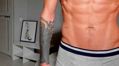 sweet_smith8 online show from December 28, 2024, 7:01 pm