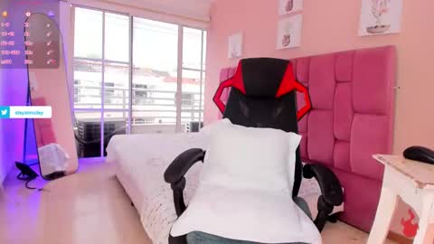 sweet_stacie online show from October 18, 2025, 1:56 pm