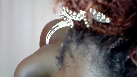 sweet_strawberina online show from April 5, 2026, 8:55 am