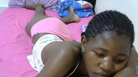 Snapshot of sweet_tattiana chatting on January 8, 2025, 7:13 pm Tatty online show from January 8, 2025, 7:13 pm