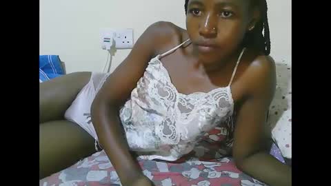 Snapshot of sweet_tattiana chatting on February 9, 2025, 4:07 pm Tatty online show from February 9, 2025, 4:07 pm