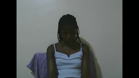 Snapshot of sweet_tattiana chatting on February 11, 2025, 9:35 pm Tatty online show from February 11, 2025, 9:35 pm