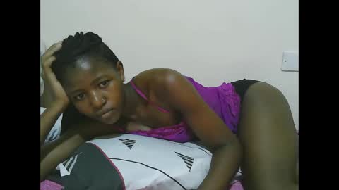 Snapshot of sweet_tattiana chatting on February 16, 2025, 3:59 pm Tatty online show from February 16, 2025, 3:59 pm