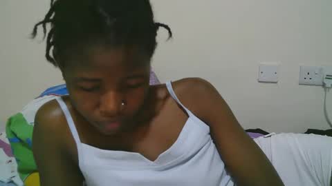 Snapshot of sweet_tattiana chatting on February 26, 2025, 7:27 pm Tatty online show from February 26, 2025, 7:27 pm