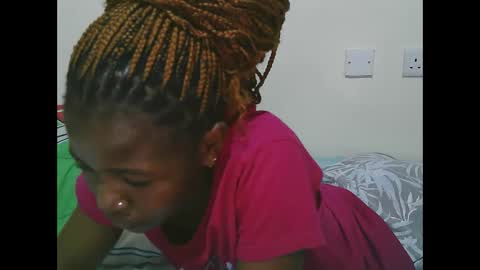 Snapshot of sweet_tattiana chatting on March 1, 2025, 6:11 pm Tatty online show from March 1, 2025, 6:11 pm