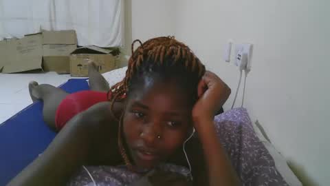 Snapshot of sweet_tattiana chatting on March 8, 2025, 8:14 pm Tatty online show from March 8, 2025, 8:14 pm