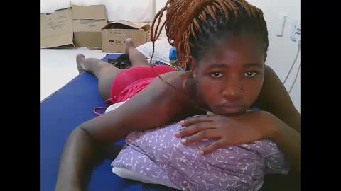 Snapshot of sweet_tattiana chatting on March 9, 2025, 8:29 am Tatty online show from March 9, 2025, 8:29 am