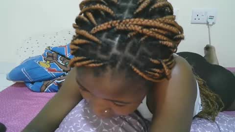Snapshot of sweet_tattiana chatting on March 10, 2025, 10:02 pm Tatty online show from March 10, 2025, 10:02 pm