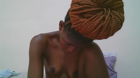 Snapshot of sweet_tattiana chatting on March 12, 2025, 10:16 am Tatty online show from March 12, 2025, 10:16 am