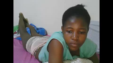 Snapshot of sweet_tattiana chatting on September 14, 2025, 8:30 pm Tatty online show from September 14, 2025, 8:30 pm