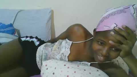 Snapshot of sweet_tattiana chatting on September 16, 2025, 2:56 am Tatty online show from September 16, 2025, 2:56 am