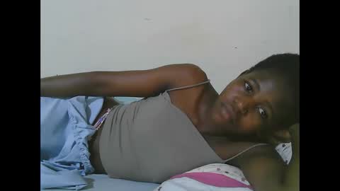 Snapshot of sweet_tattiana chatting on September 18, 2025, 7:10 am Tatty online show from September 18, 2025, 7:10 am