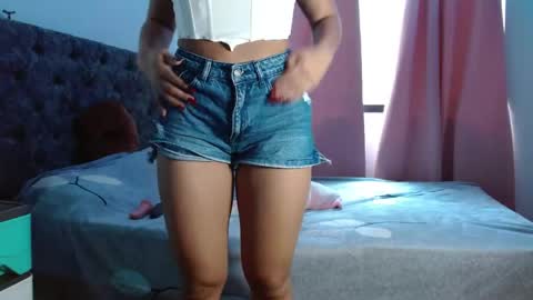Laura Lombardi online show from May 21, 2026, 5:42 pm