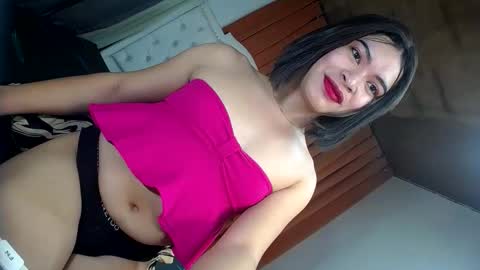 sweet_trexie online show from April 11, 2026, 12:59 am