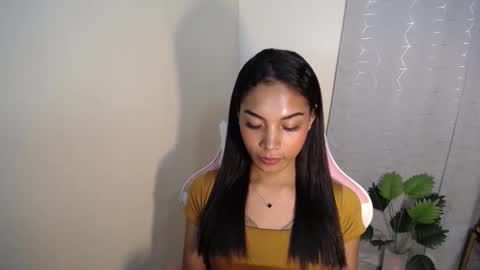 Trisha online show from December 14, 2025, 10:25 pm