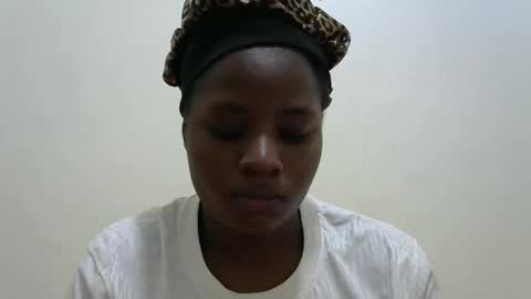 sweet_veebouset online show from May 26, 2026, 2:51 am