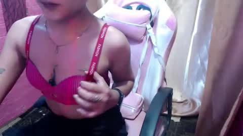 sweet_vina18 online show from January 6, 2026, 8:29 am