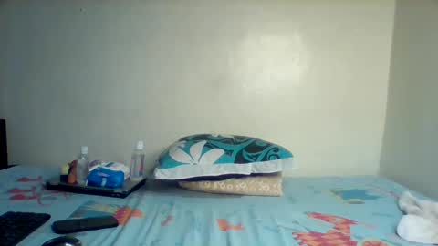 Snapshot of sweet_xtin12 chatting on November 9, 2025, 10:52 pm Sexy petite online show from November 9, 2025, 10:52 pm