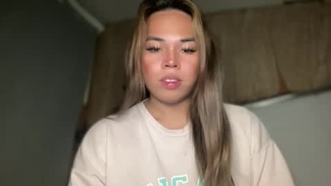 Snapshot of sweetalexa19 chatting on October 12, 2025, 8:52 pm alexa your one and only queen online show from October 12, 2025, 8:52 pm