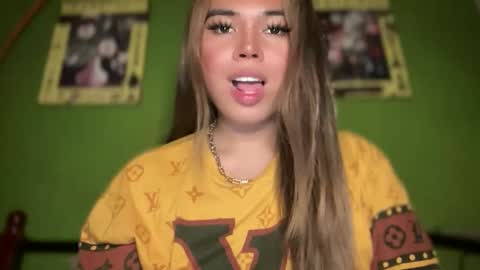 Snapshot of sweetalexa19 chatting on October 31, 2025, 10:00 pm alexa your one and only queen online show from October 31, 2025, 10:00 pm