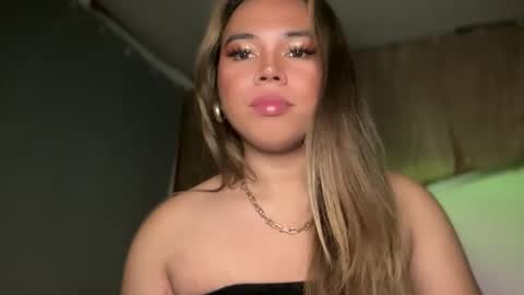 Snapshot of sweetalexa19 chatting on November 2, 2025, 11:18 pm alexa your one and only queen online show from November 2, 2025, 11:18 pm